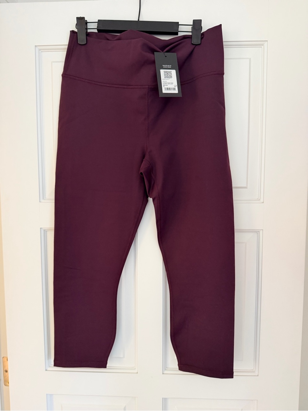 Fabletics Women High-Waist Active Capris in Plum